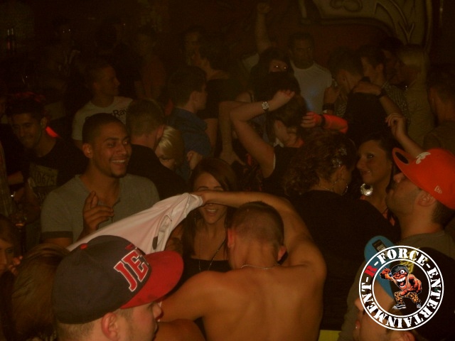 Bild 3 von 92