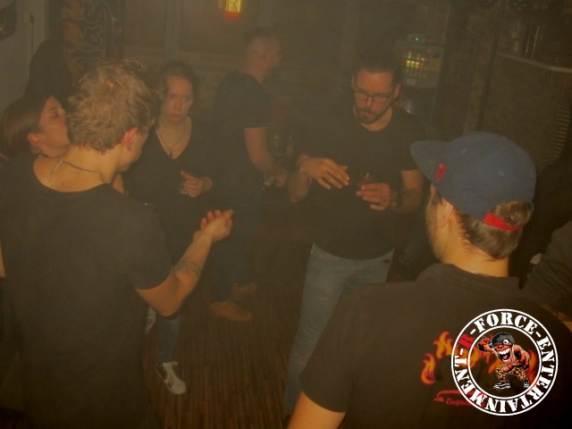 Bild 33 von 87