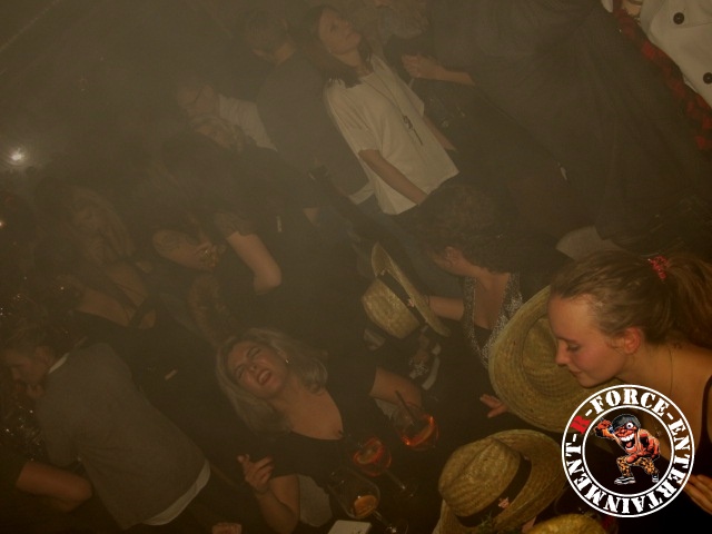 Bild 30 von 40