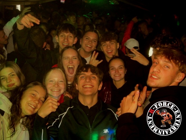 Bild 15 von 107